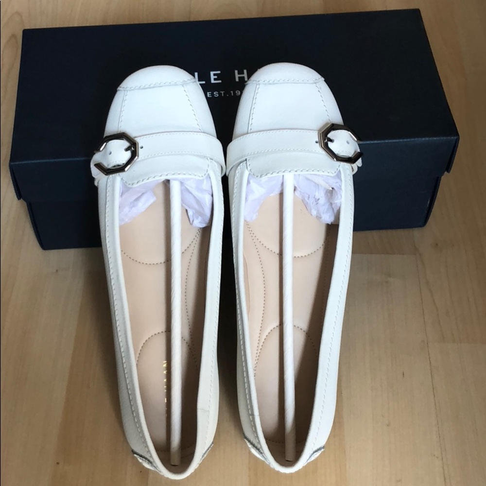 New in box Cole Haan flats loafer in white 7.5